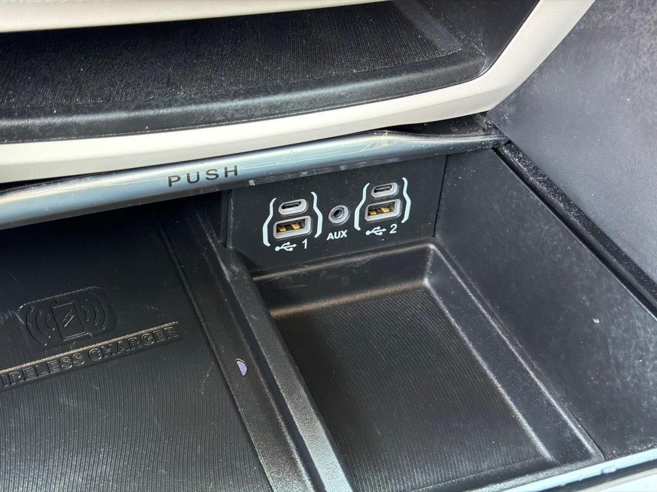 2023 Chrysler Pacifica Hybrid Limited Hagerstown MD
