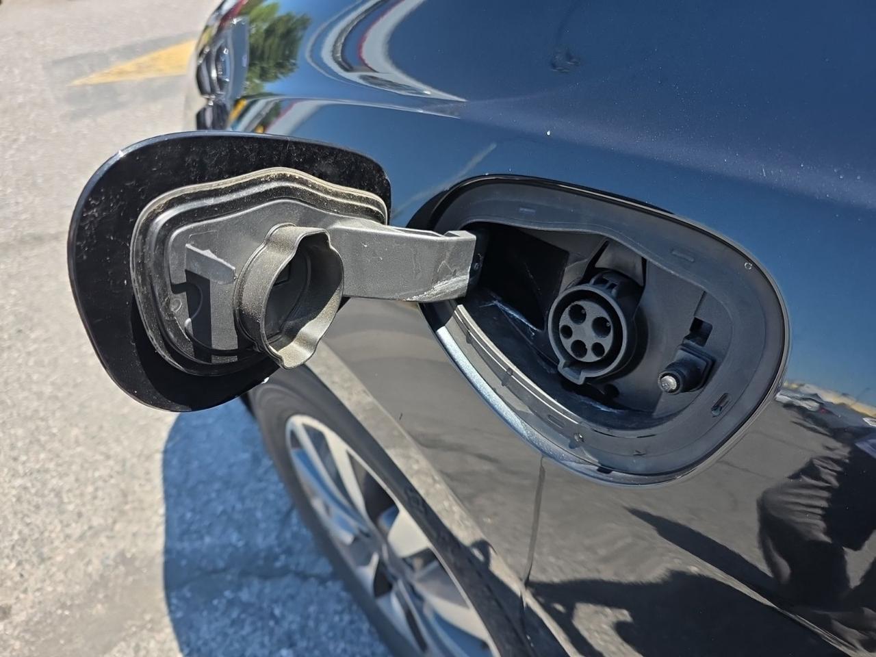 2023 Chrysler Pacifica Hybrid Limited Glen Burnie MD
