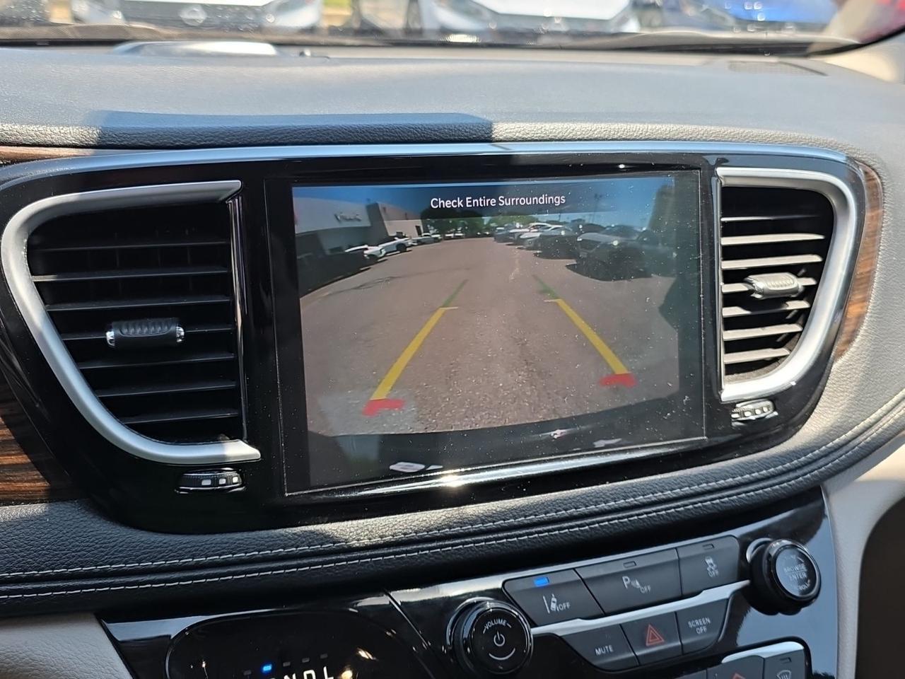 2023 Chrysler Pacifica Hybrid Limited Glen Burnie MD