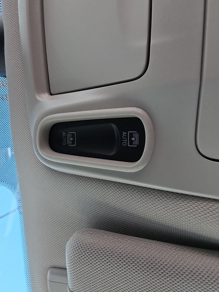 2023 Chrysler Pacifica Hybrid Limited Glen Burnie MD