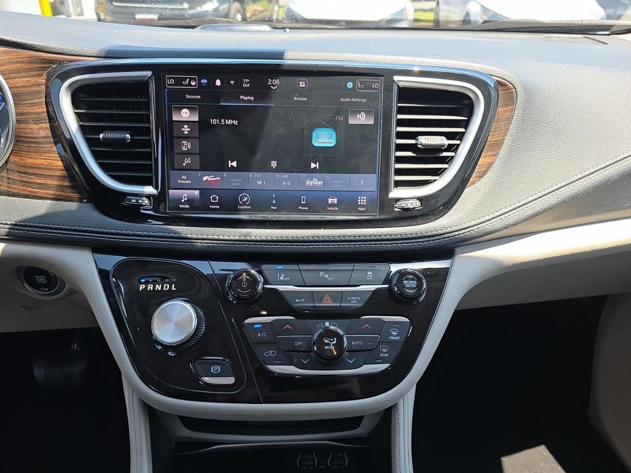 2023 Chrysler Pacifica Hybrid Limited Glen Burnie MD