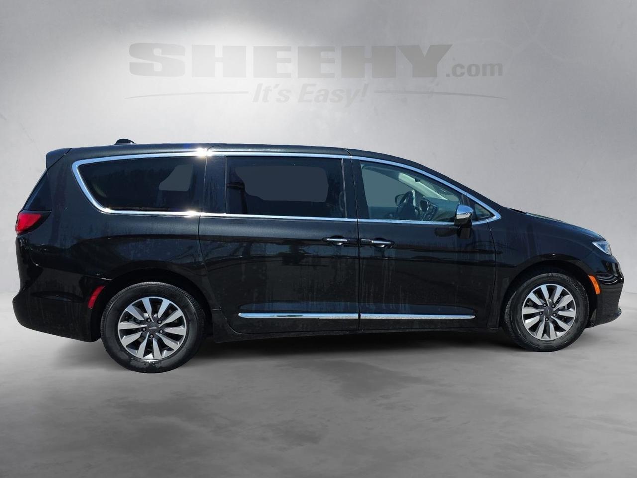 2023 Chrysler Pacifica Hybrid Limited Glen Burnie MD