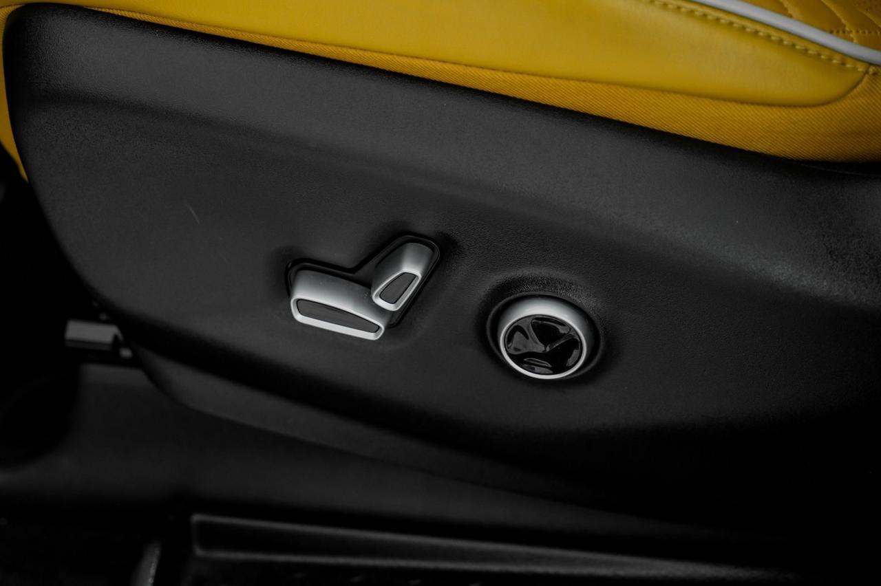 2023 Chrysler Pacifica Hybrid PINNACLE SAFETY SPHERE BLIND SPOT ASSIST LANE DEPARTURE FORWARD Carrollton TX