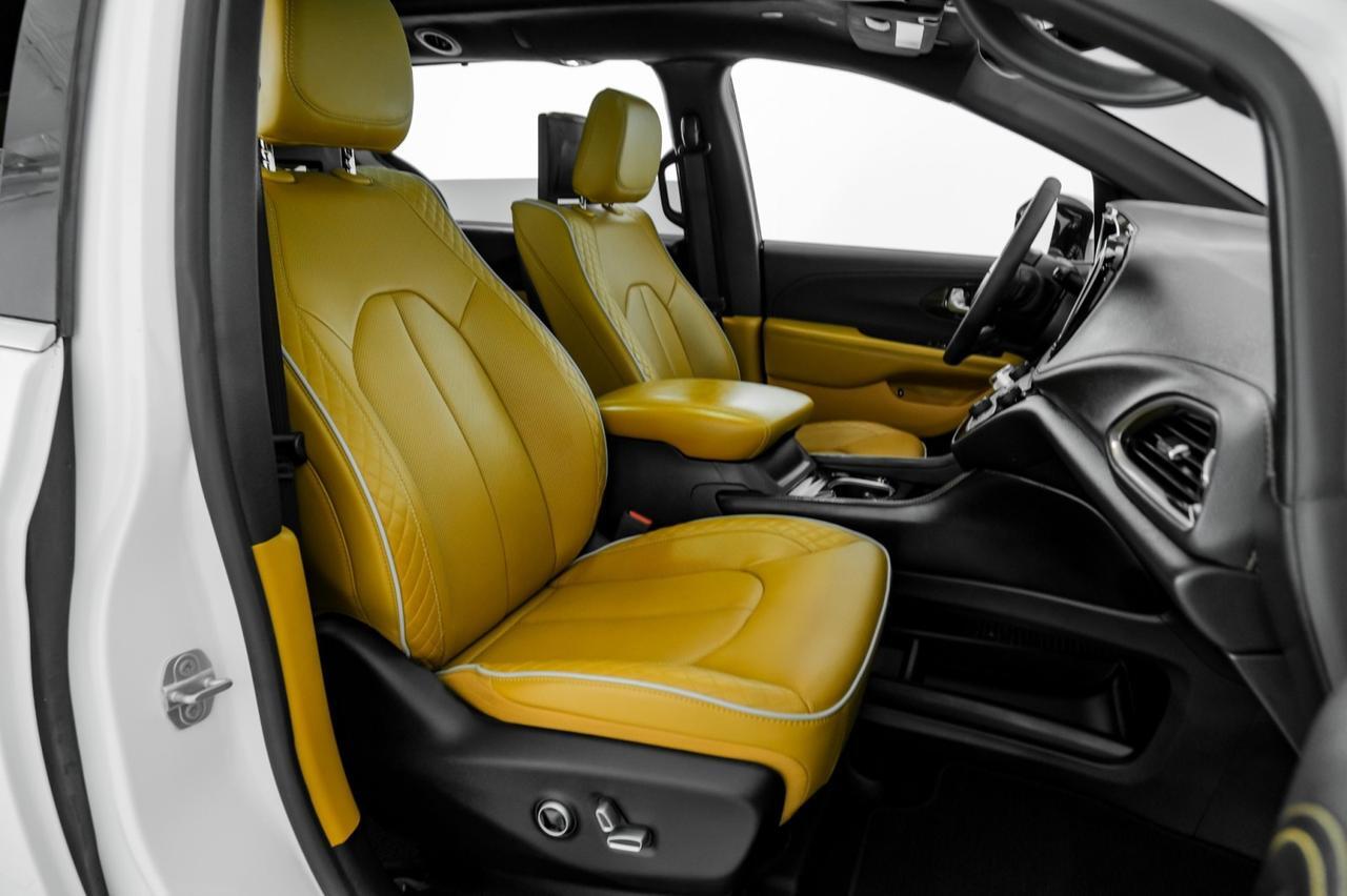 2023 Chrysler Pacifica Hybrid PINNACLE SAFETY SPHERE BLIND SPOT ASSIST LANE DEPARTURE FORWARD Carrollton TX