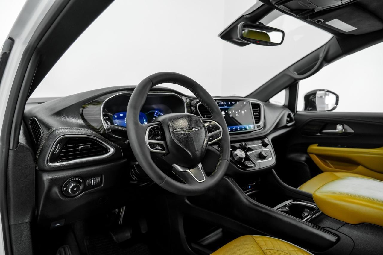 2023 Chrysler Pacifica Hybrid PINNACLE SAFETY SPHERE BLIND SPOT ASSIST LANE DEPARTURE FORWARD Carrollton TX