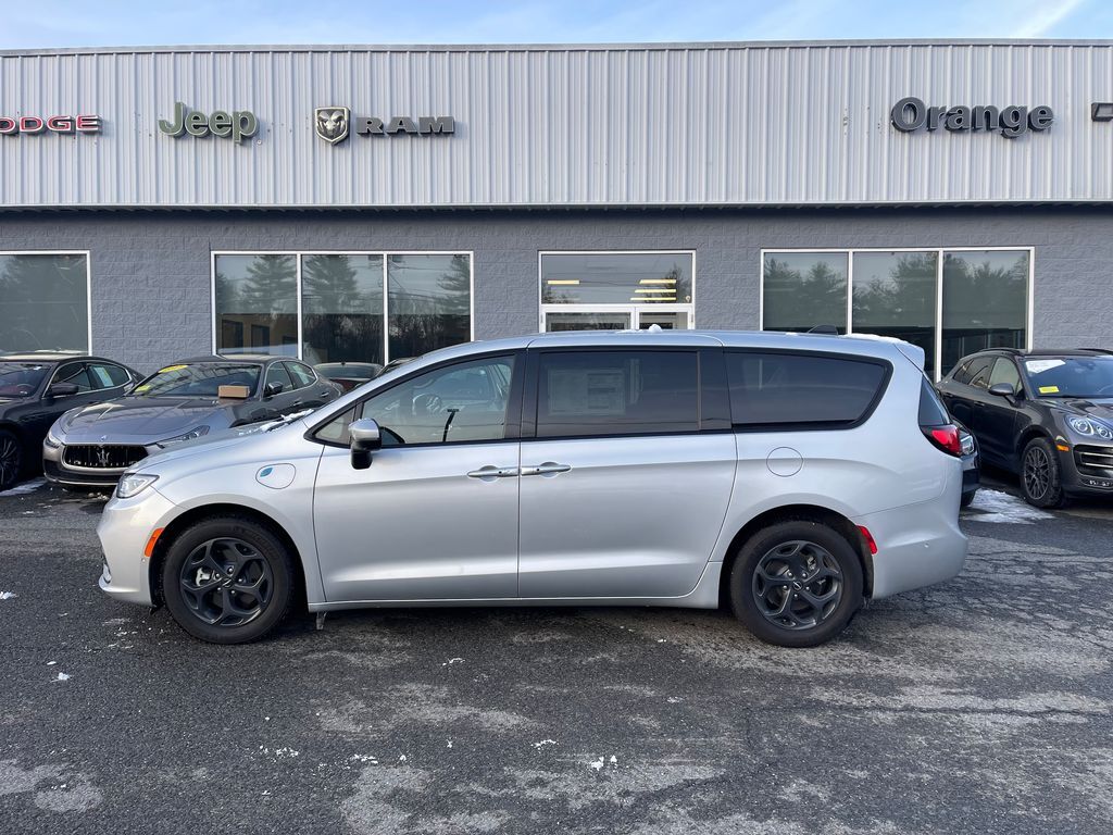 2023 Chrysler Pacifica Hybrid PLUG-IN  TOURING L