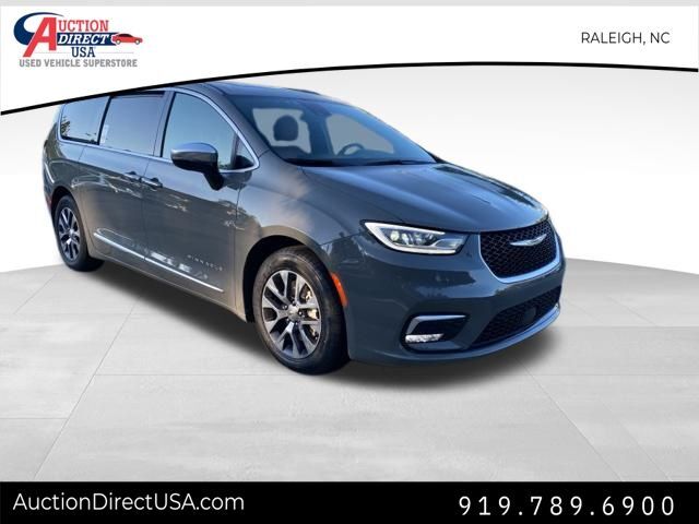 2023 Chrysler Pacifica Hybrid Pinnacle Raleigh NC