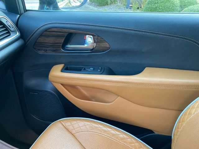 2023 Chrysler Pacifica Hybrid Pinnacle Raleigh NC