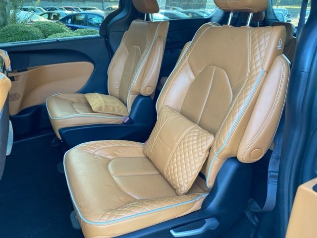 2023 Chrysler Pacifica Hybrid Pinnacle Raleigh NC