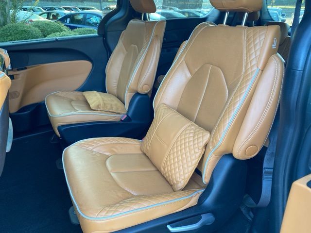 2023 Chrysler Pacifica Hybrid Pinnacle Raleigh NC