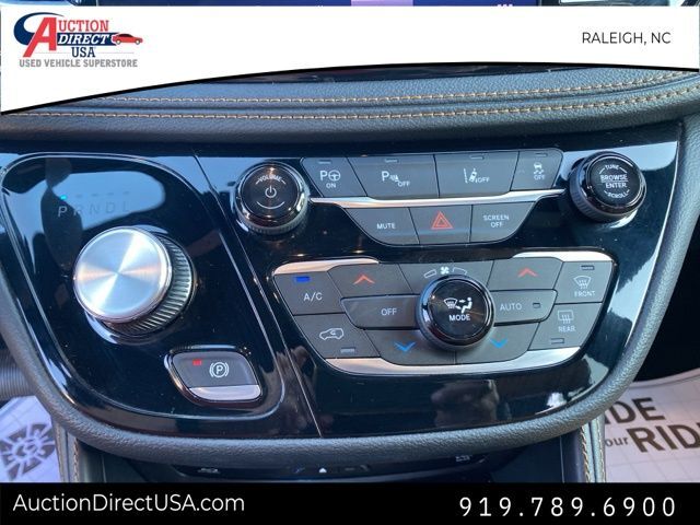 2023 Chrysler Pacifica Hybrid Pinnacle Raleigh NC