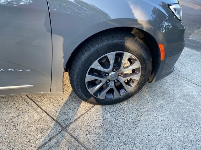 2023 Chrysler Pacifica Hybrid Pinnacle Raleigh NC