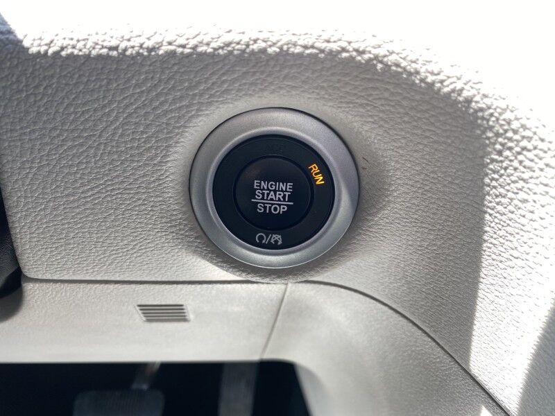 2023 Chrysler Pacifica Hybrid Touring L Bristol  PA