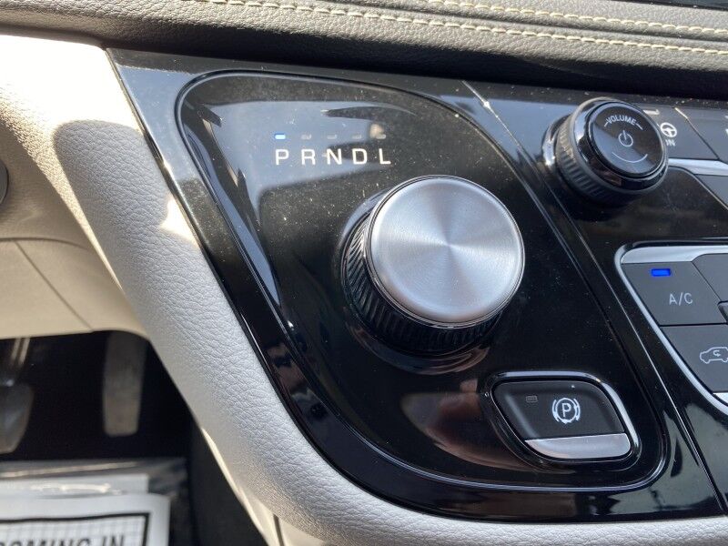 2023 Chrysler Pacifica Hybrid Touring L Bristol  PA