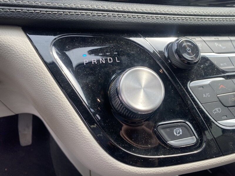 2023 Chrysler Pacifica Hybrid Touring L Bristol  PA