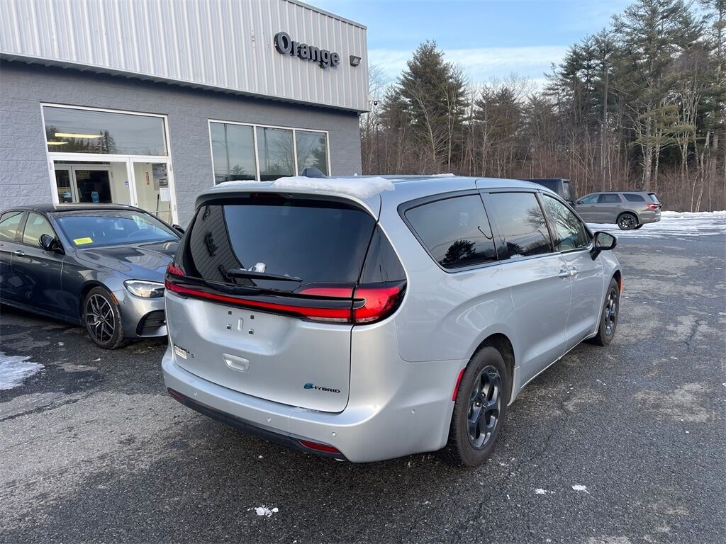 2023 Chrysler Pacifica Hybrid Touring L Orange MA