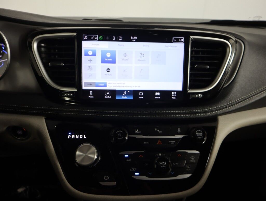 2023 Chrysler Pacifica Hybrid Touring L Maumee OH
