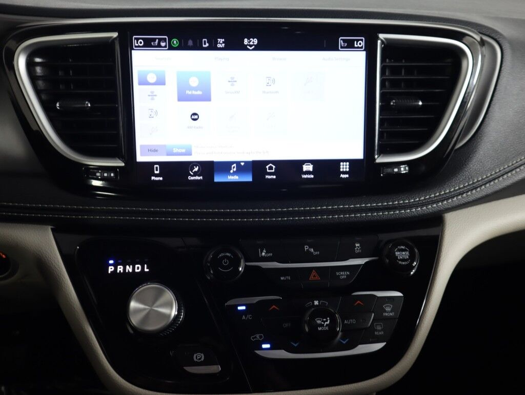 2023 Chrysler Pacifica Hybrid Touring L Maumee OH