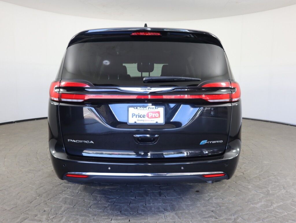 2023 Chrysler Pacifica Hybrid Touring L Maumee OH