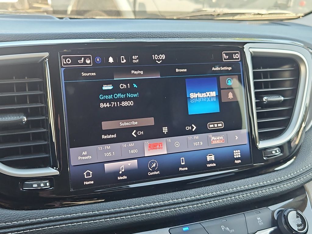 2023 Chrysler Pacifica Hybrid Touring L Gresham OR