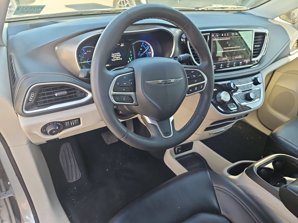 2023 Chrysler Pacifica Hybrid Touring L Gresham OR