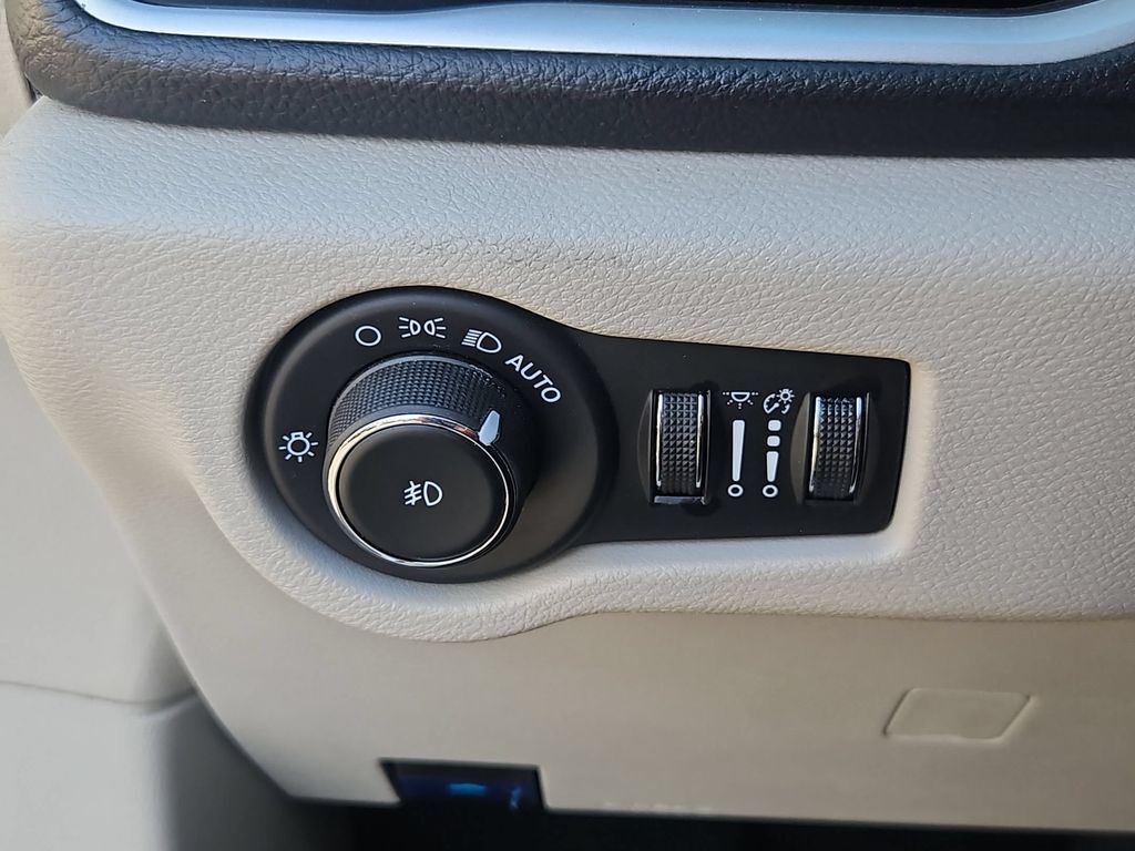 2023 Chrysler Pacifica Hybrid Touring L Gresham OR