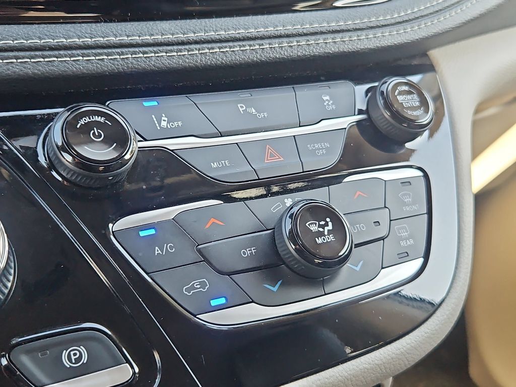 2023 Chrysler Pacifica Hybrid Touring L Gresham OR