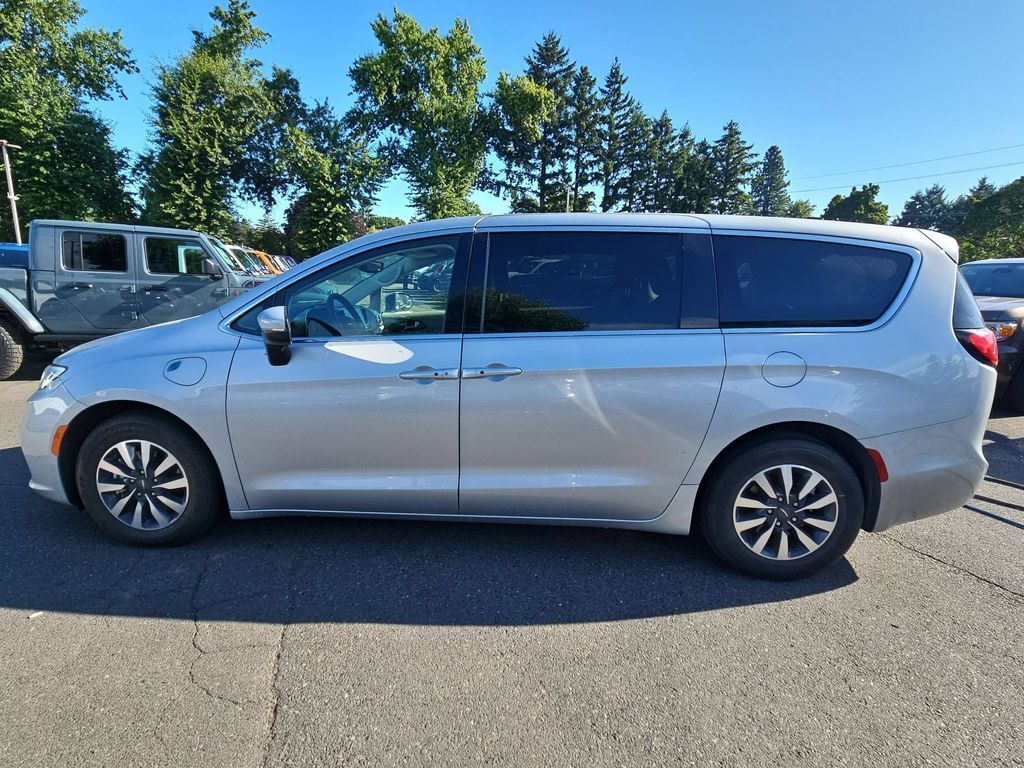 2023 Chrysler Pacifica Hybrid Touring L Gresham OR