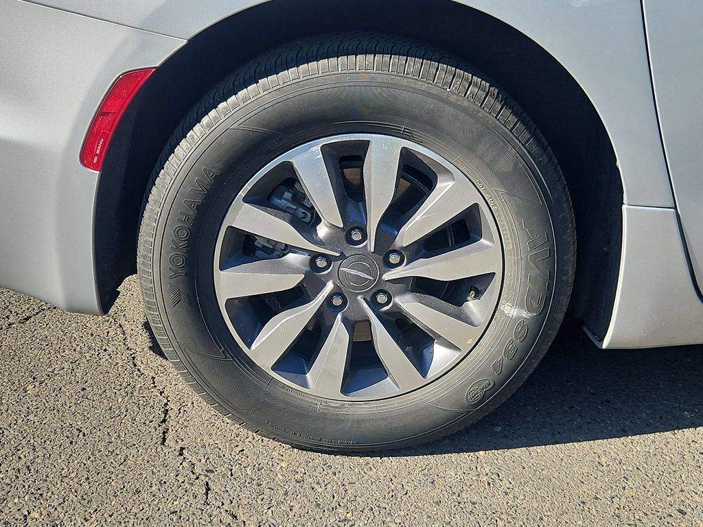 2023 Chrysler Pacifica Hybrid Touring L Gresham OR