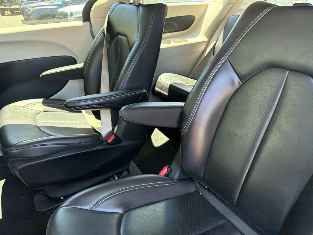2023 Chrysler Pacifica Hybrid Touring L Gresham OR