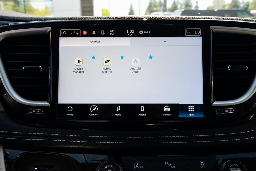 2023 Chrysler Pacifica Hybrid Touring L Milwaukie OR