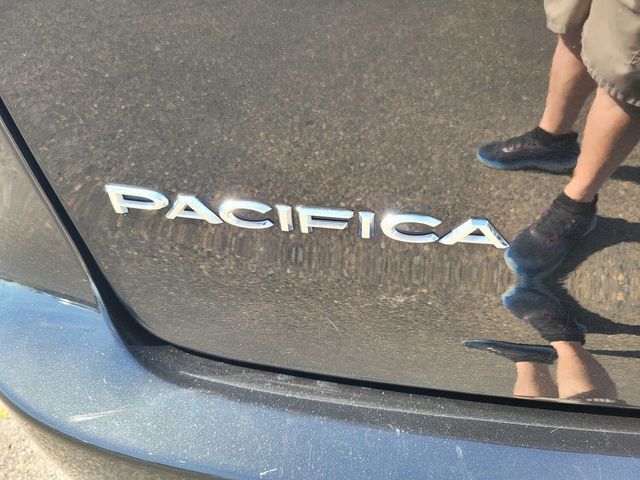 2023 Chrysler Pacifica Hybrid Touring L Roseville CA