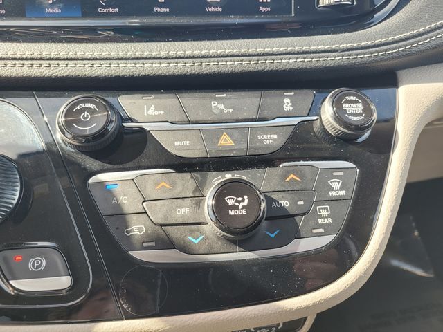 2023 Chrysler Pacifica Hybrid Touring L Roseville CA