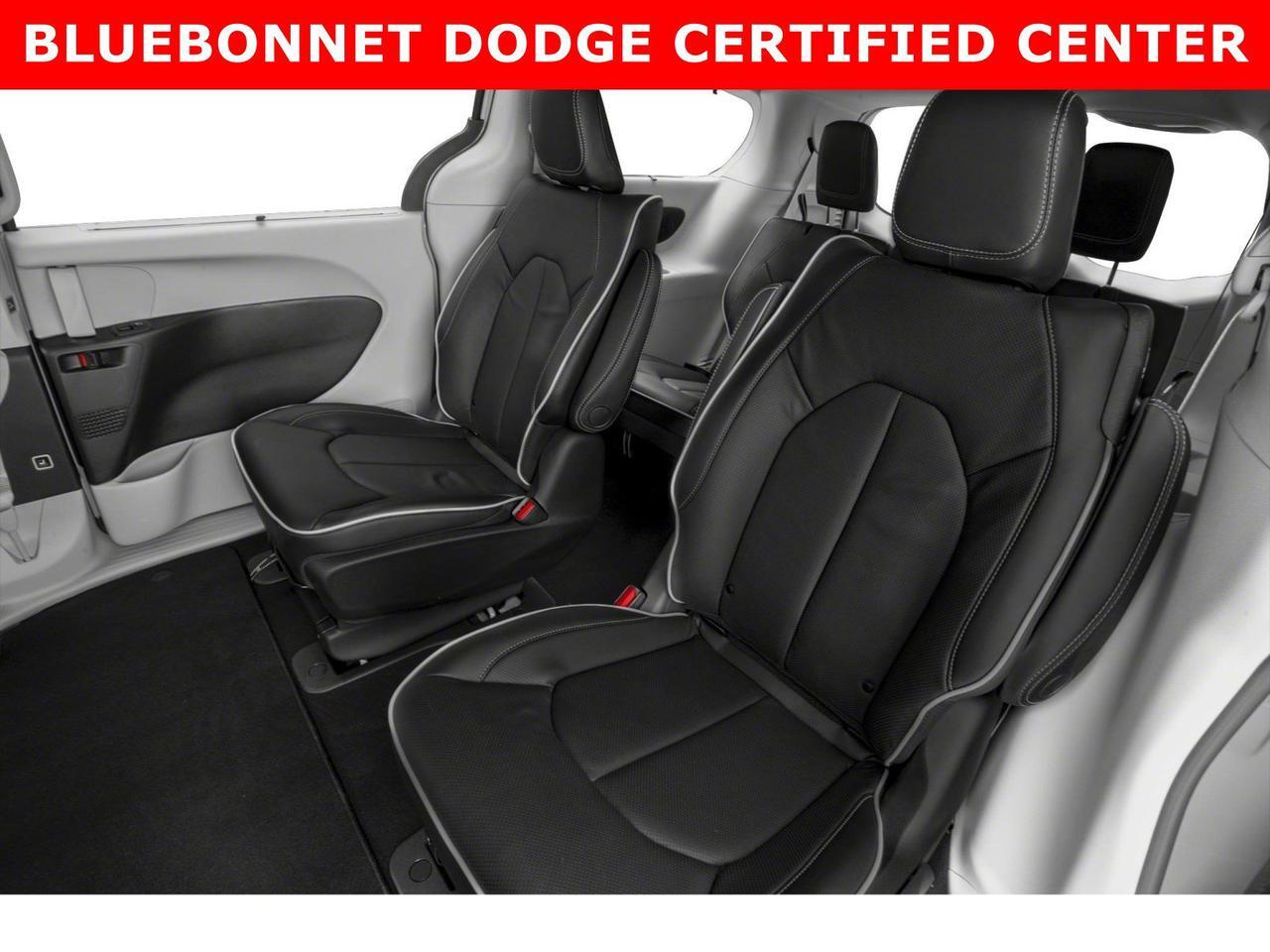 2023 Chrysler Pacifica Hybrid Touring L New Braunfels TX