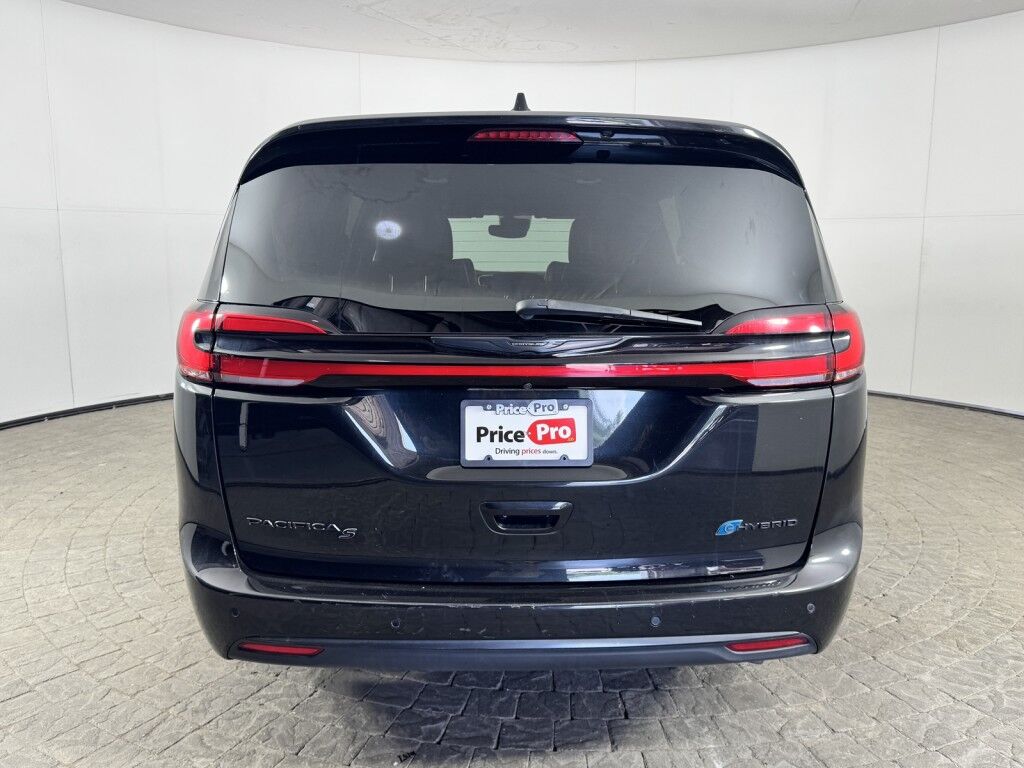2023 Chrysler Pacifica Hybrid Touring L w/S Appearance Pkg Maumee OH