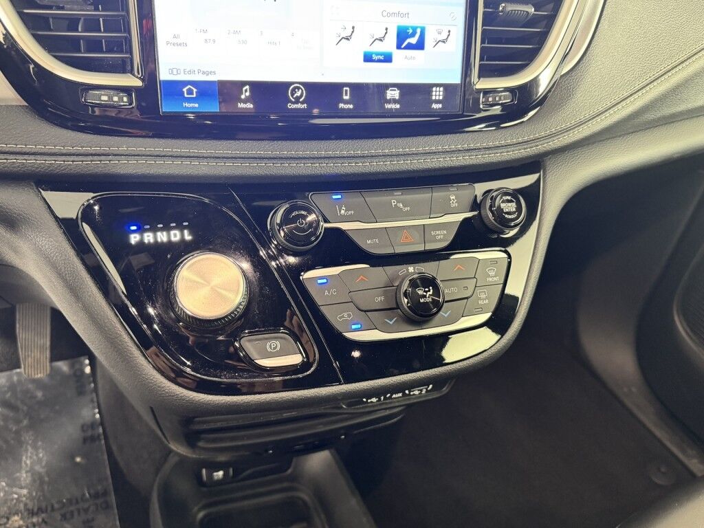 2023 Chrysler Pacifica Hybrid Touring L w/S Appearance Pkg Maumee OH