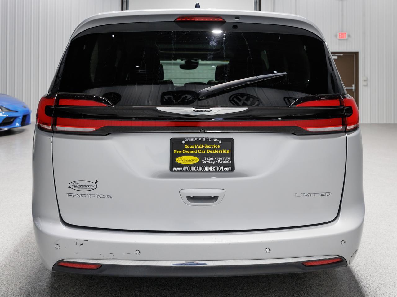 2023 Chrysler Pacifica Limited 7-Passenger Cranberry PA