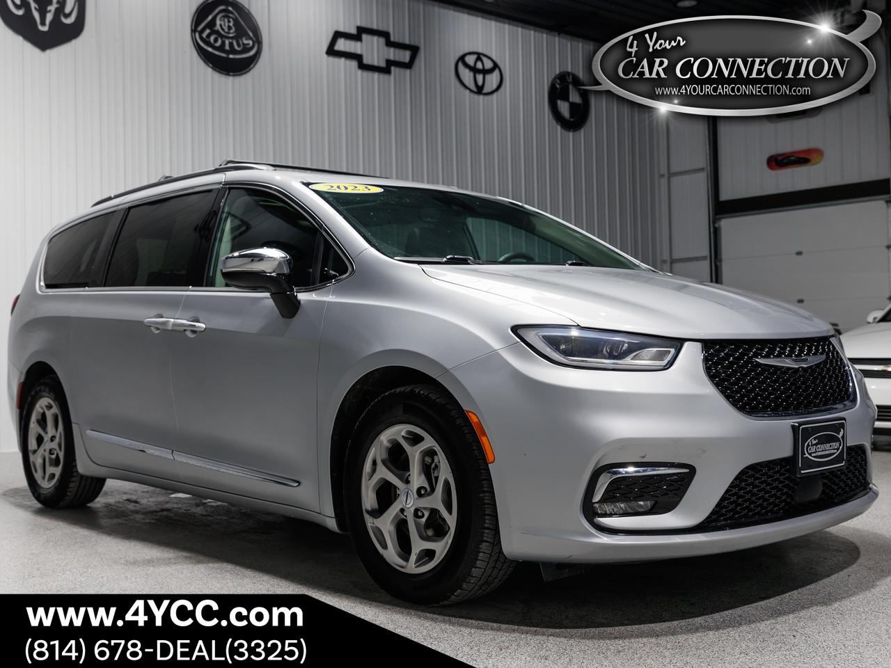 2023 Chrysler Pacifica Limited 7-Passenger