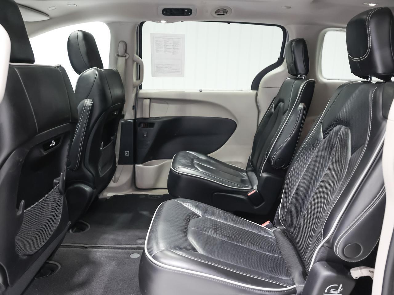 2023 Chrysler Pacifica Limited 7-Passenger Cranberry PA