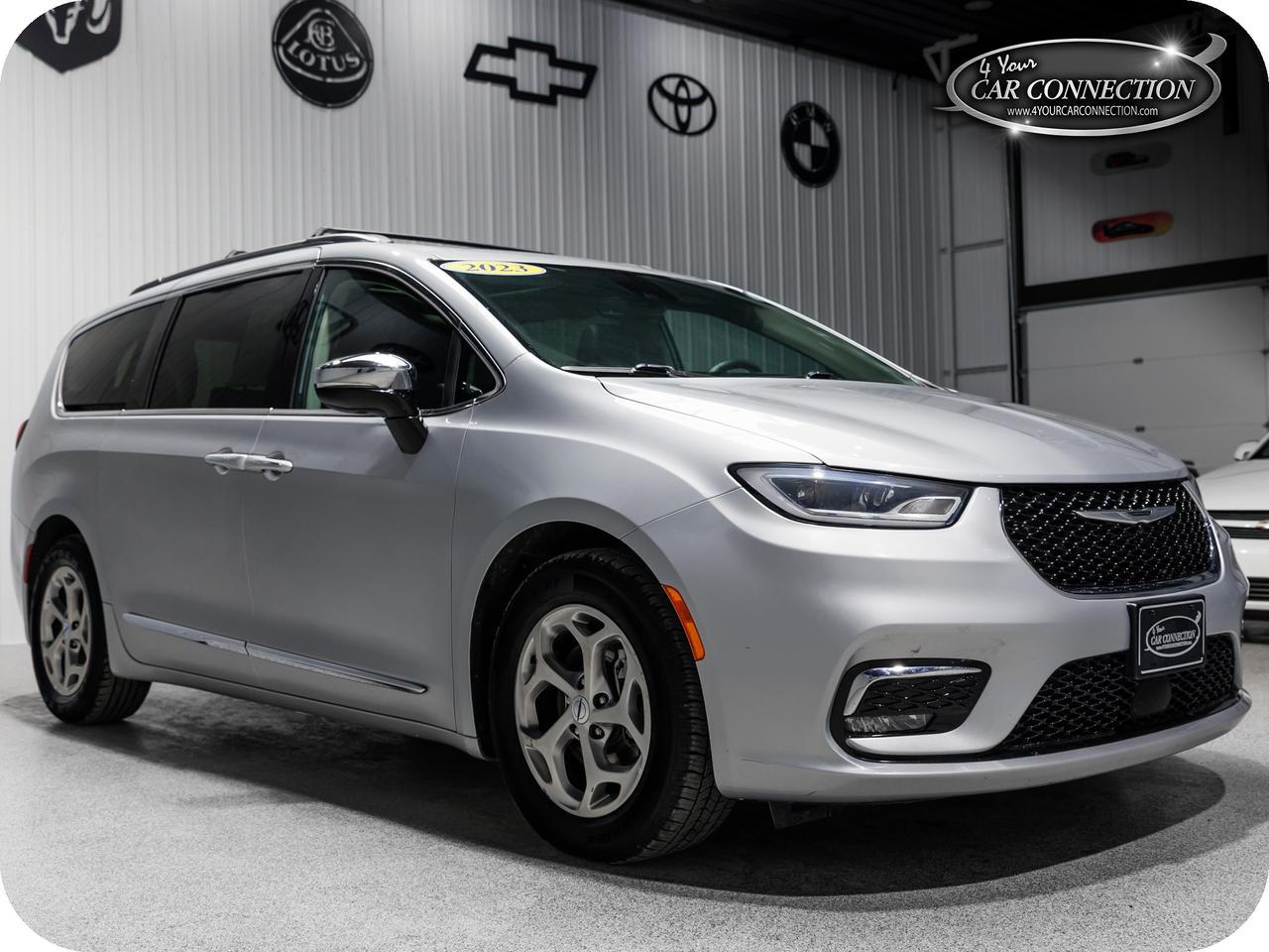 2023 Chrysler Pacifica Limited 7-Passenger