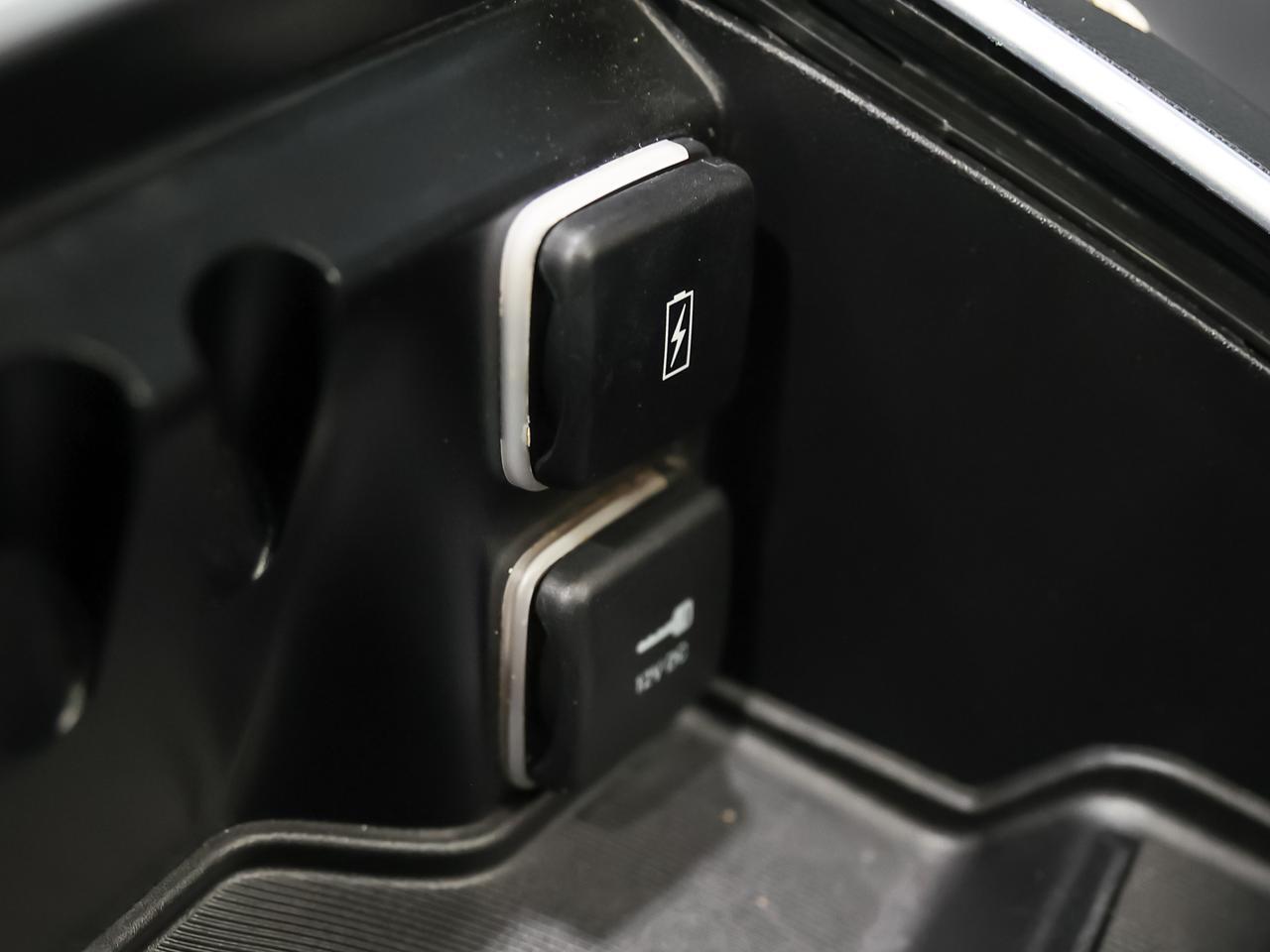 2023 Chrysler Pacifica Limited 7-Passenger Cranberry PA