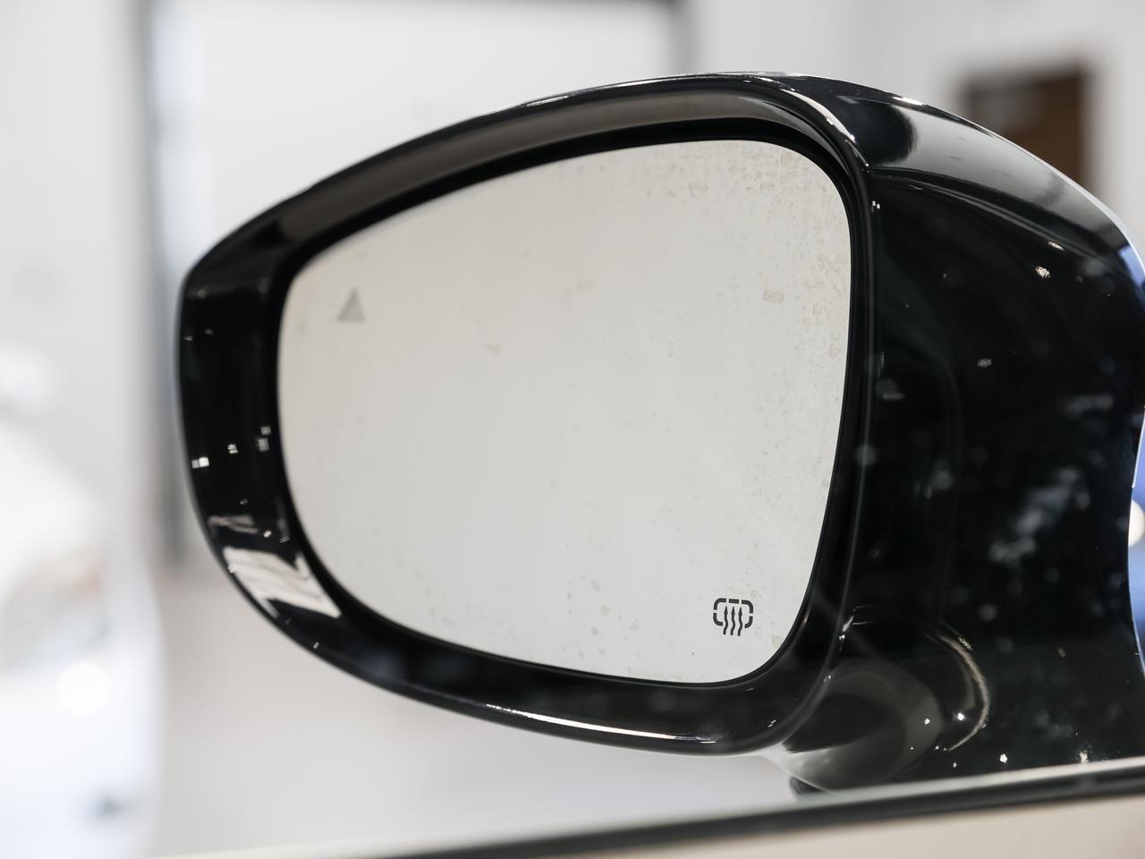 2023 Chrysler Pacifica Limited 7-Passenger Cranberry PA