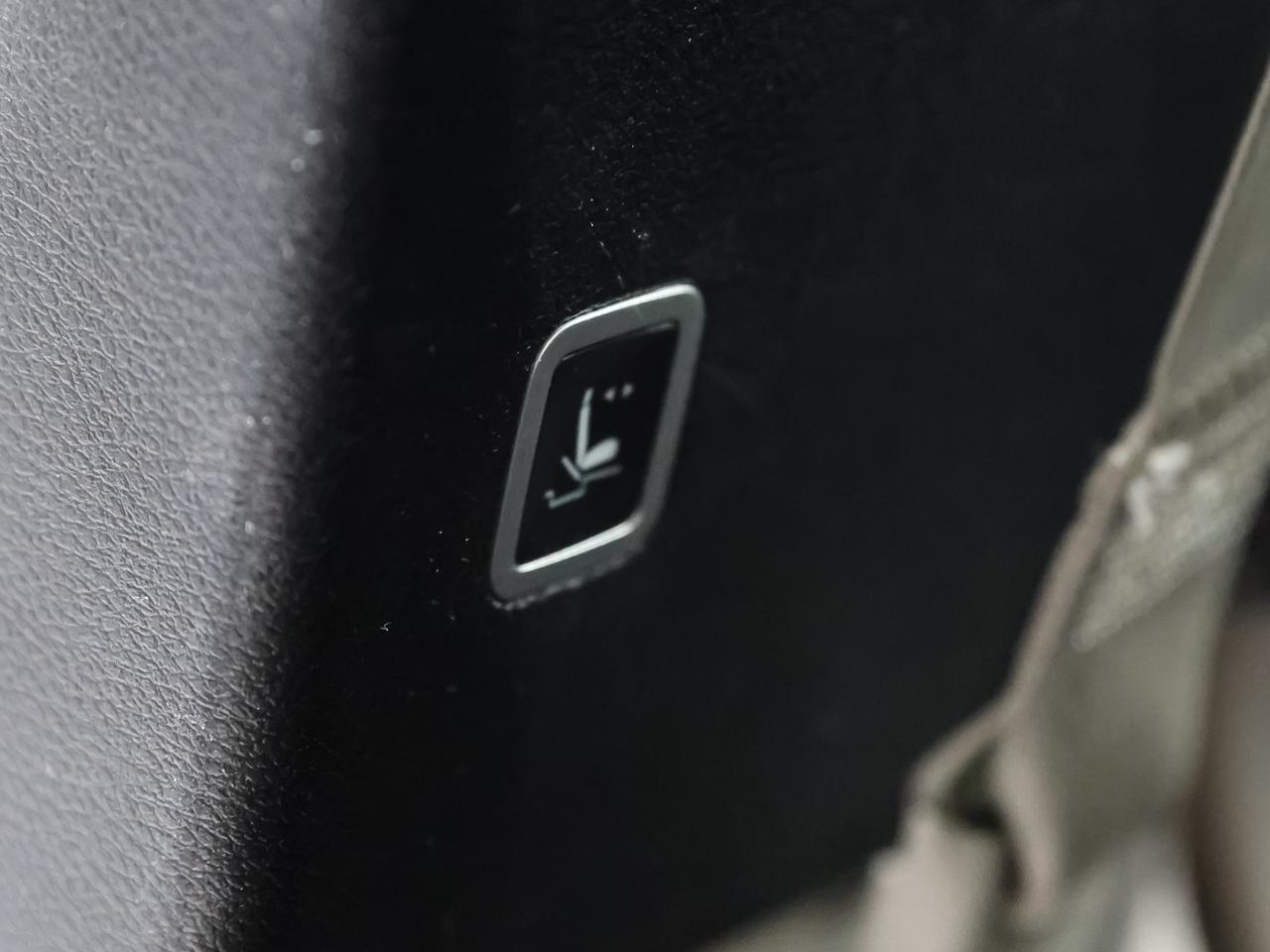 2023 Chrysler Pacifica Limited 7-Passenger Cranberry PA