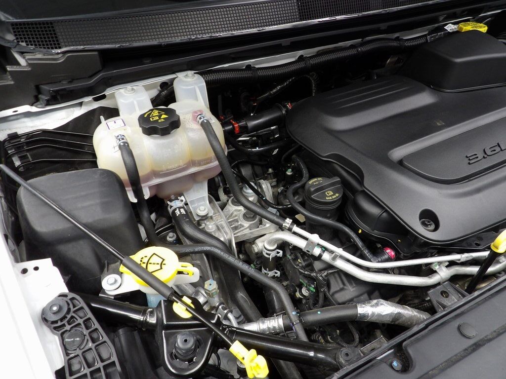 2023 Chrysler Pacifica Limited AWD Fond du Lac WI