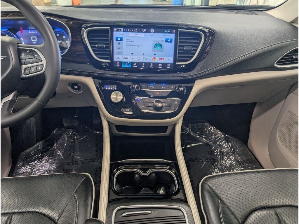 2023 Chrysler Pacifica Limited Bozeman MT
