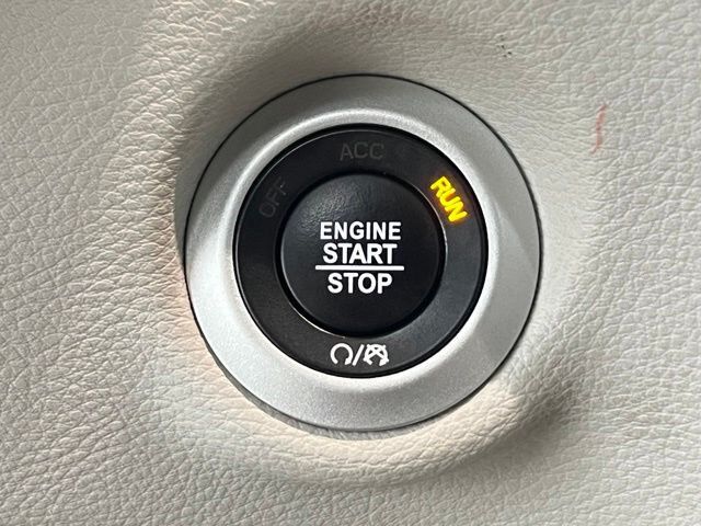 2023 Chrysler Pacifica Limited Carrollton TX