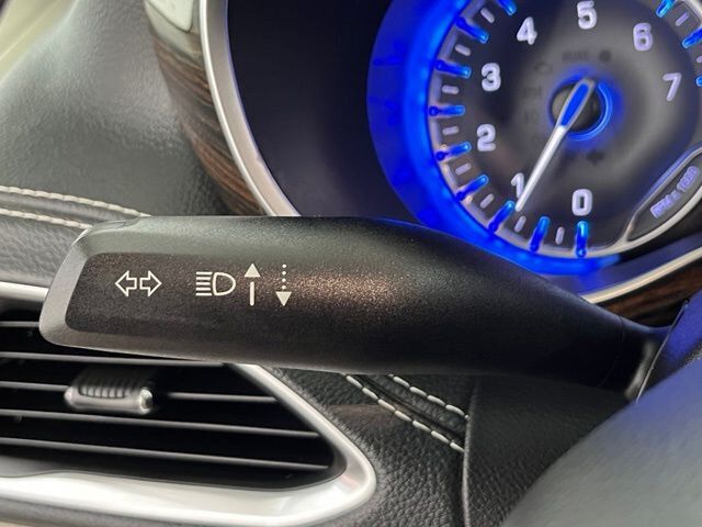 2023 Chrysler Pacifica Limited Carrollton TX