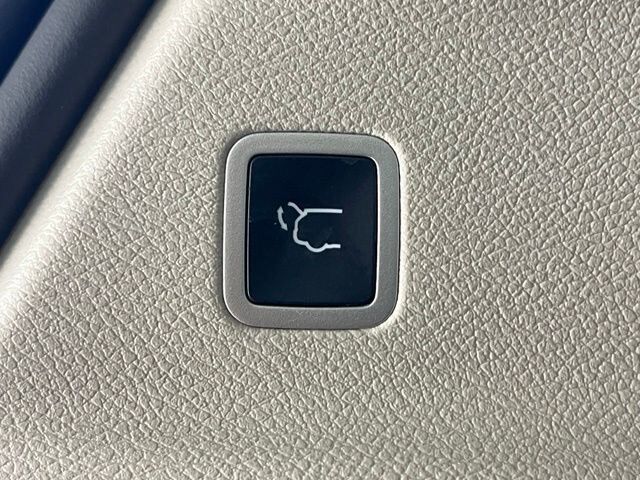 2023 Chrysler Pacifica Limited Carrollton TX