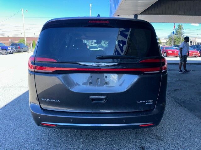 2023 Chrysler Pacifica Limited Cleveland OH