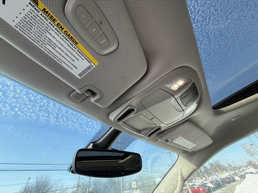 2023 Chrysler Pacifica Limited Crestwood KY